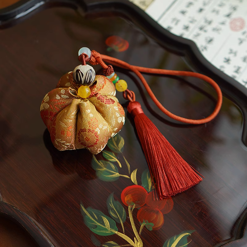Intangible Cultural Heritage Song Brocade Lotus Sachet Pendant