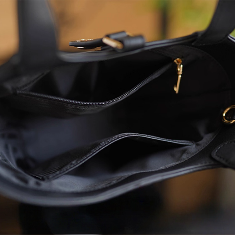 Cat Persimmon Intangible Cultural Heritage Song Brocade Silk Lock Shoulder Handbag
