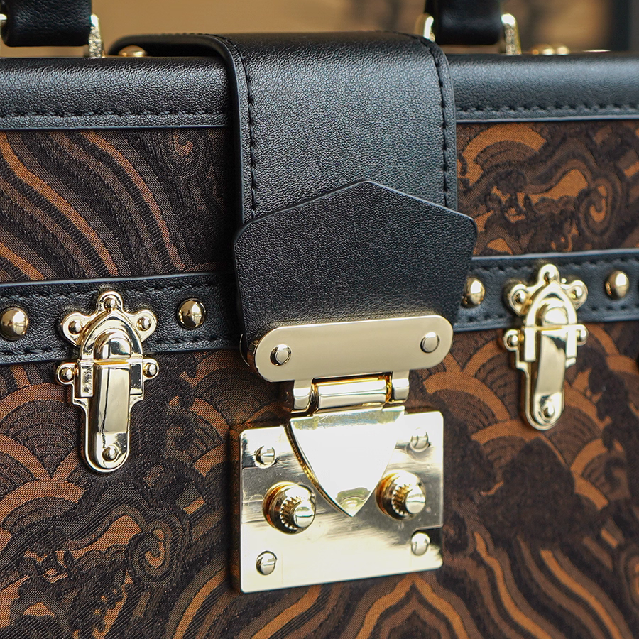High-end niche non-legacy Song brocade light luxury style small handbag new Chinese style handbag jewelry crossbody bag