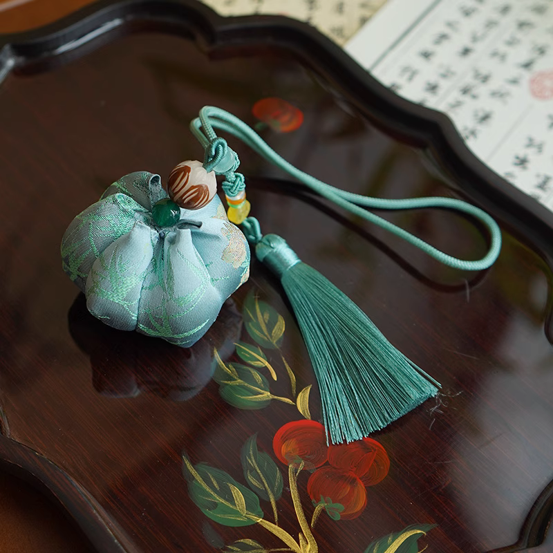 Intangible Cultural Heritage Song Brocade Lotus Sachet Pendant