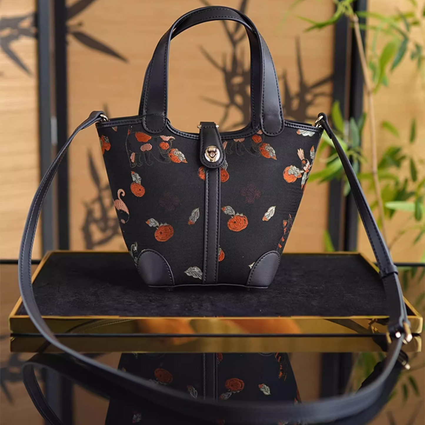 Cat Persimmon Intangible Cultural Heritage Song Brocade Silk Lock Shoulder Handbag