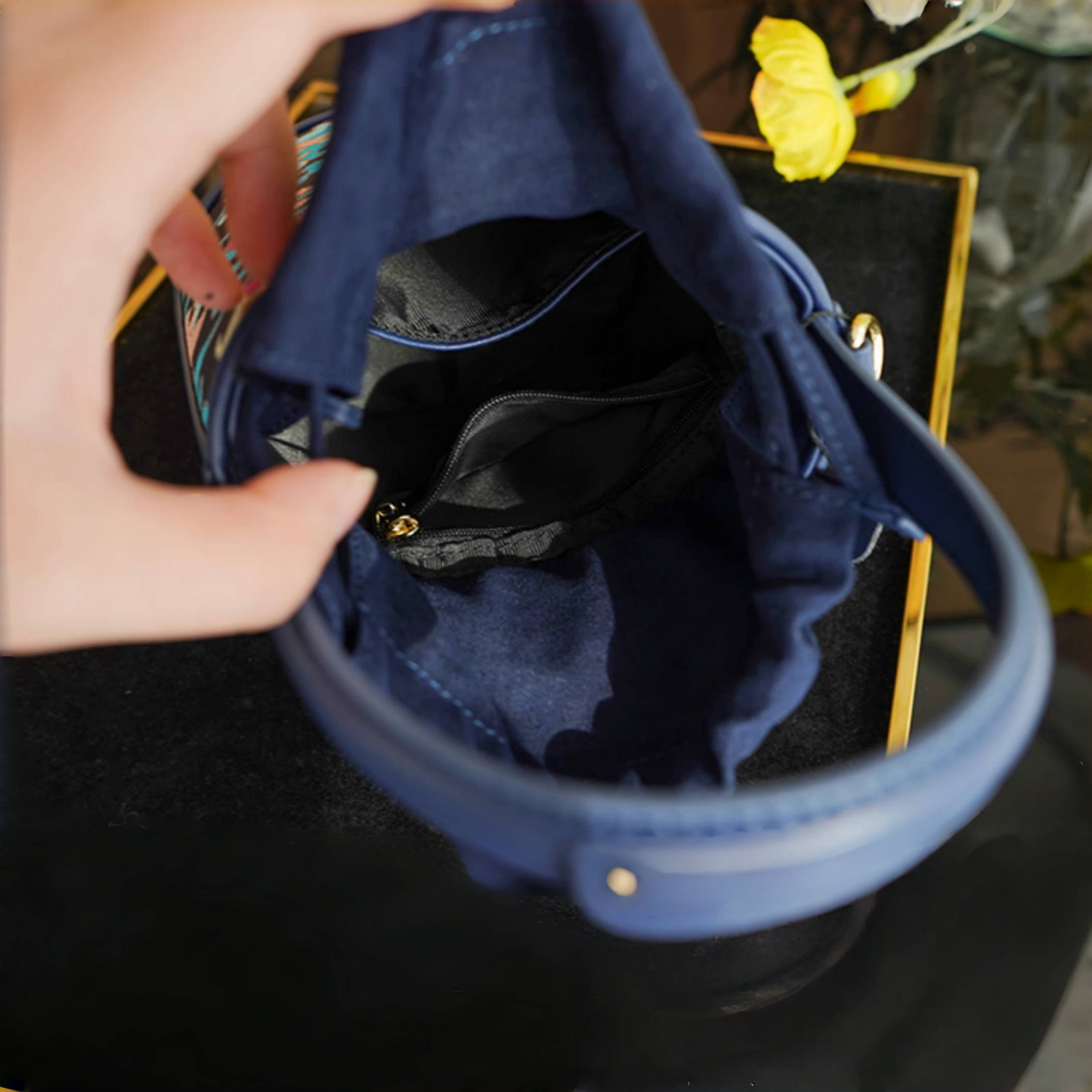 Navy blue twined branch pattern Song Jin genuine cowhide new Chinese style portable bucket women's bag cheongsam classical Chinese style ladies