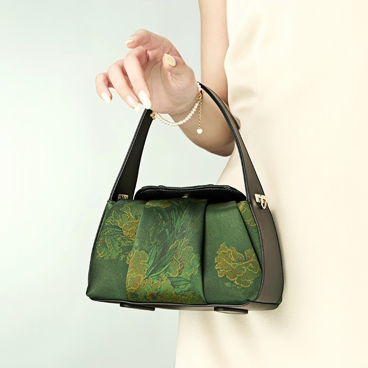 Intangible Heritage Xiangyunsha Printed Green Cuiwei Mulberry Silk New Chinese Style Handbag Crossbody Bag for Women