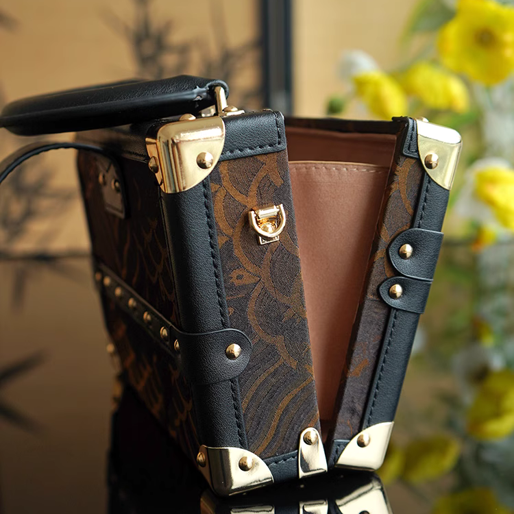 High-end niche non-legacy Song brocade light luxury style small handbag new Chinese style handbag jewelry crossbody bag