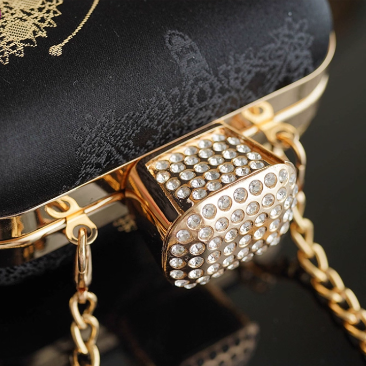 Intangible Cultural Heritage Song Brocade Silk Chain Shoulder Crossbody Bag New Chinese Style Perfume Bag