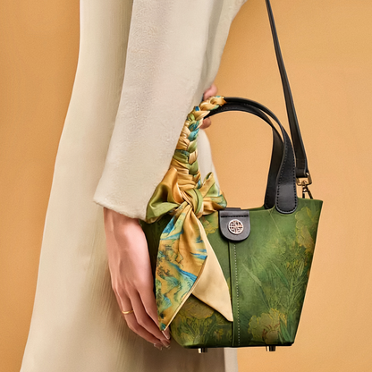 Xiangyunsha printed handbag