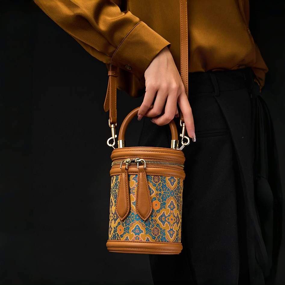 Songjin Sihe Ruyi New Chinese Style Brown Handheld Crossbody Bucket Bag