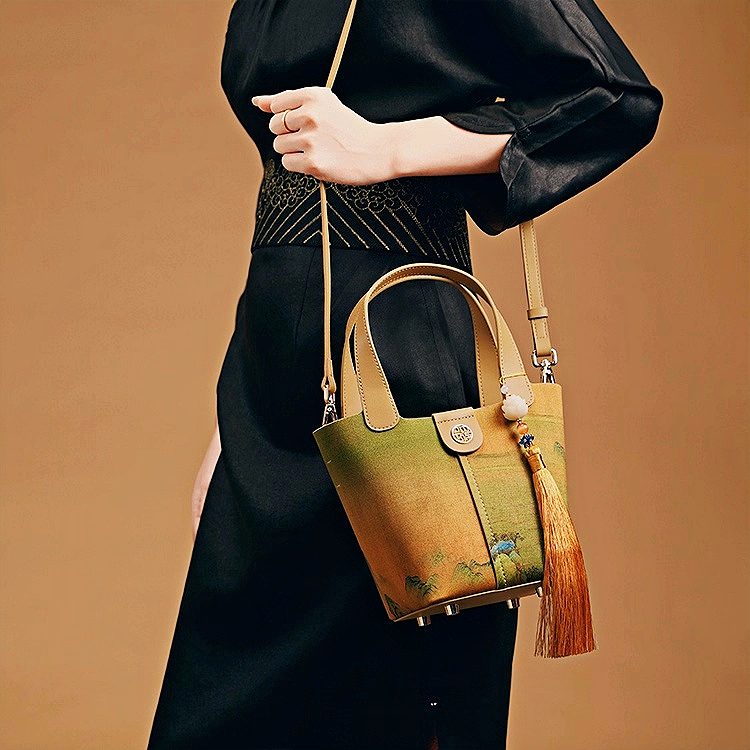 New Chinese style mulberry silk handbag