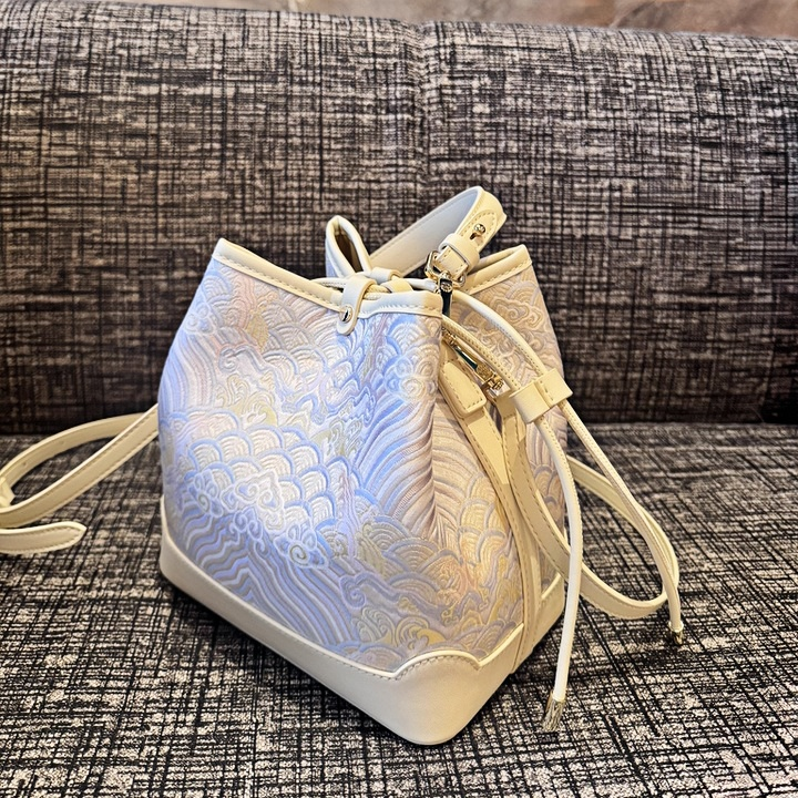 New Chinese style river cliff sea water pattern brocade jacquard bucket bag