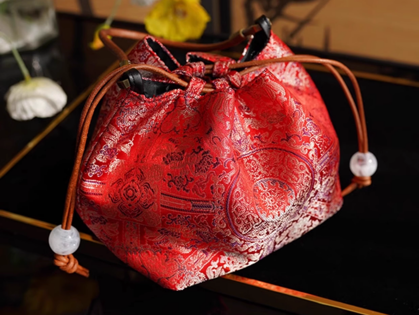 Songjin red retro hand-held crossbody mobile phone bucket bag