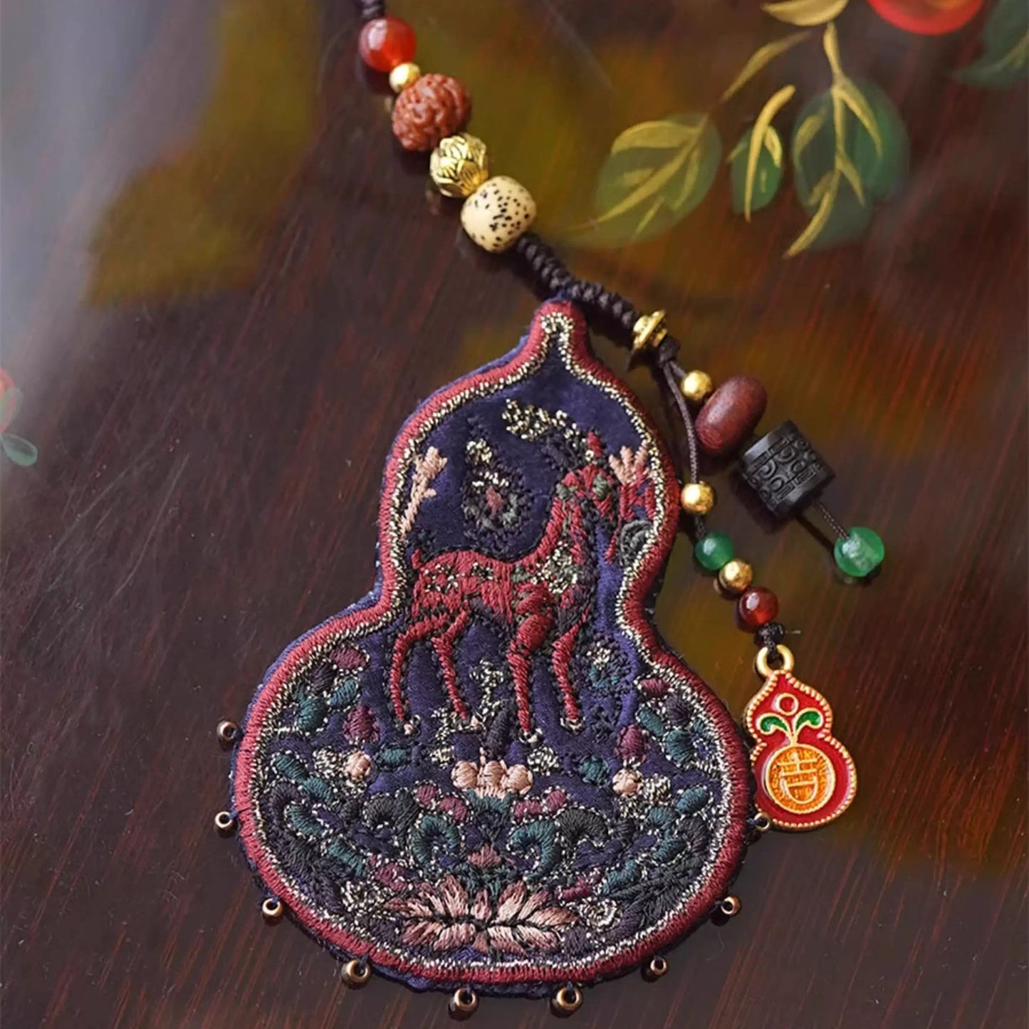 Suzhou embroidery silk gourd mobile phone pendant new Chinese style national style hand-embroidered pendant car bag pendant accessories