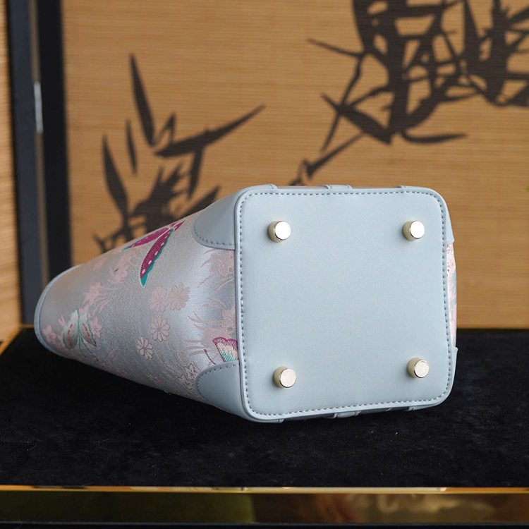 Intangible Cultural Heritage Song Brocade Bucket Bag