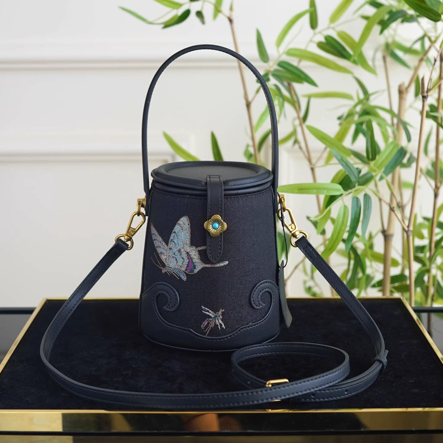 Intangible Cultural Heritage Song Brocade Linglian Playing Butterfly Bucket Bag Silk Single Shoulder Handbag