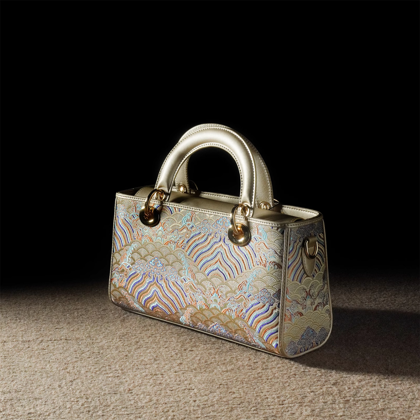 New Chinese style seawater river cliff cowhide handbag 2025 new large national style brocade commuter messenger women's bag