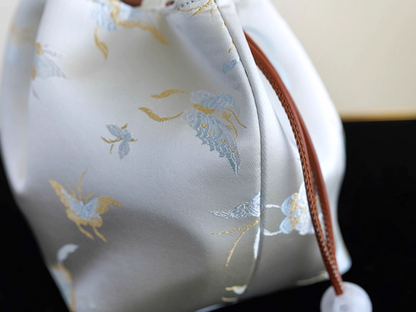 Songjin white retro hand-held crossbody mobile phone bucket bag