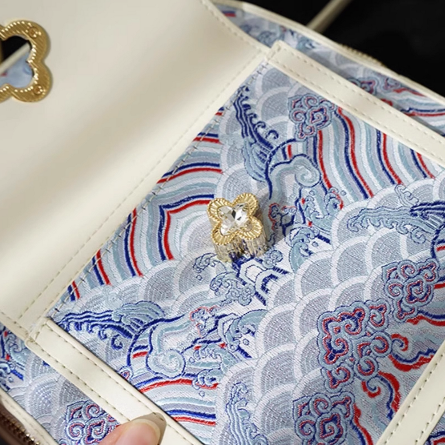 Champagne-colored seawater river cliff pattern backpack intangible cultural heritage brocade zipper new Chinese style women's national style casual bag