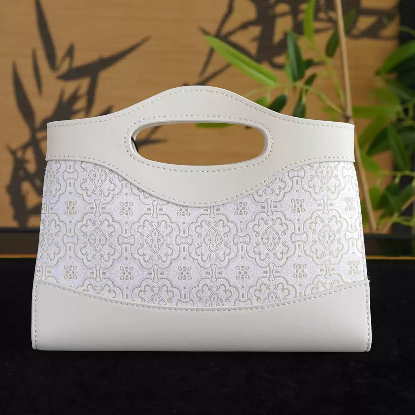Intangible Cultural Heritage Song Dynasty Brocade Silk Diamond Chain White Dingsheng Pattern Handbag