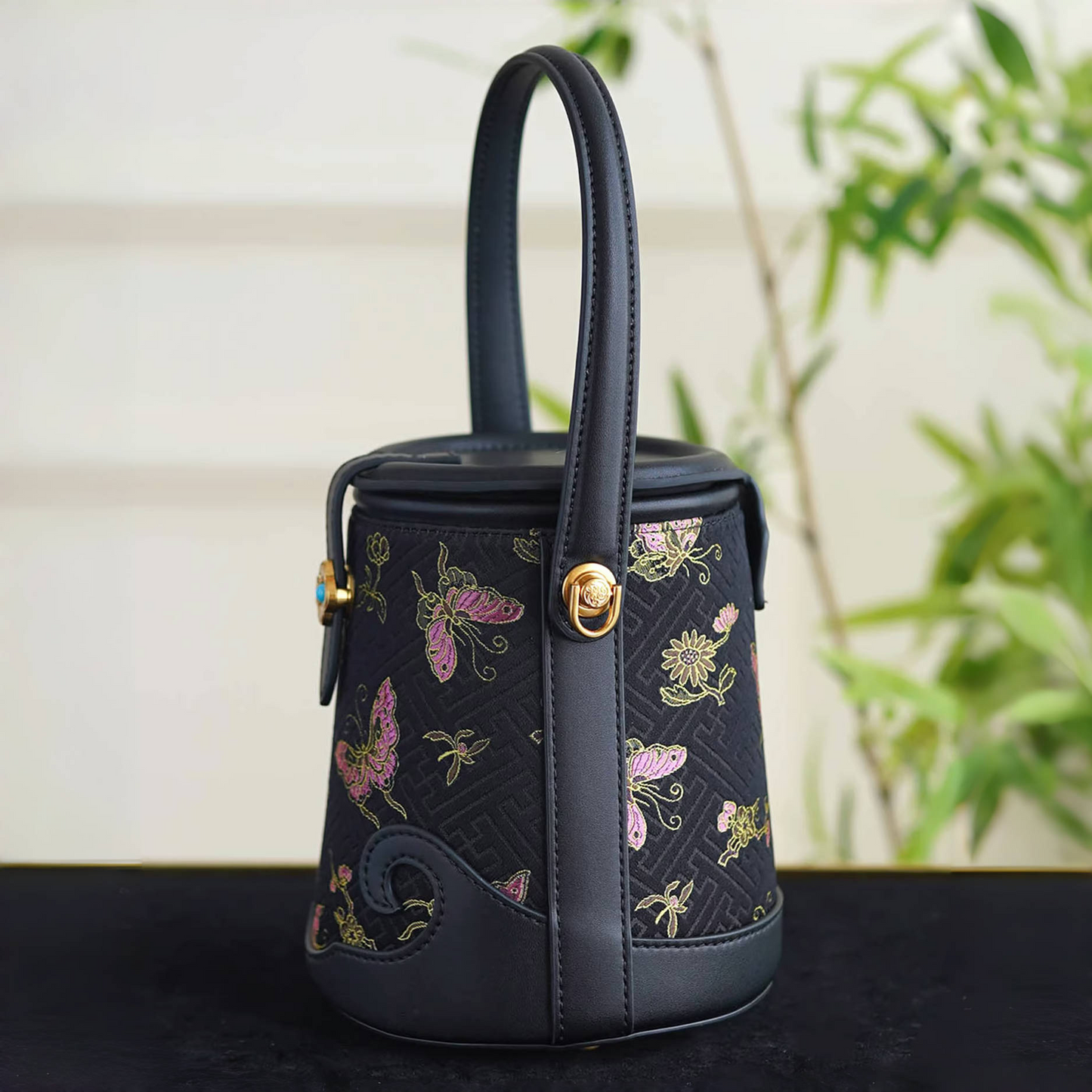 Intangible Cultural Heritage Song Brocade Silk Flower and Butterfly Bucket Bag Genuine Leather Hand Tote Shoulder Bag