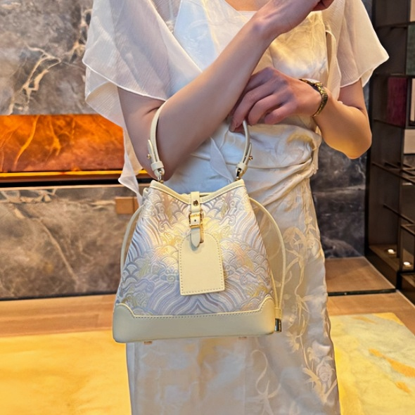 New Chinese style river cliff sea water pattern brocade jacquard bucket bag